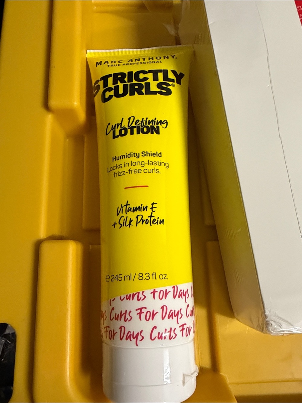 Marc Anthony Strictly Curls Curl Defining Lotion - Bright Yellow
